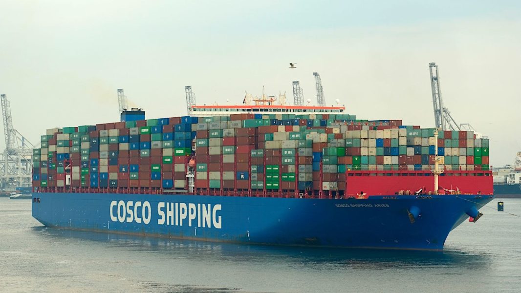 A fully loaded container ship. The hull is submerged maximizing the wetted surface and the drag.